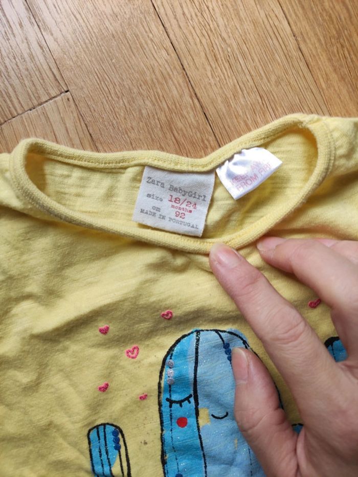 T-shirt zara fille 18/24 mois 92cm - photo numéro 2