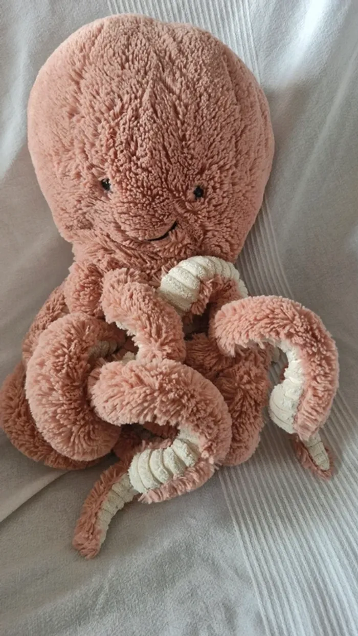 Pieuvre rose jellycat - photo numéro 3