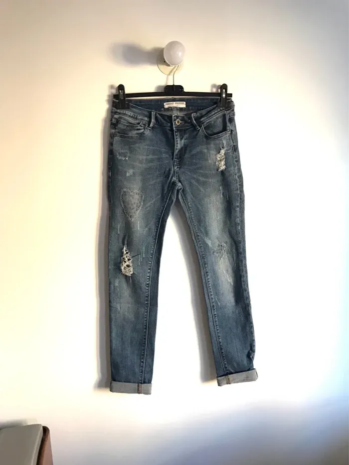 Jean troué Monday Premium taille S