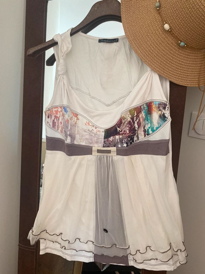 Joli haut de la marque la mode est à vous
