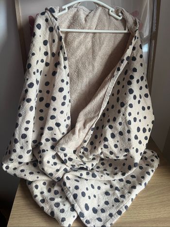 Cape de bain bébé