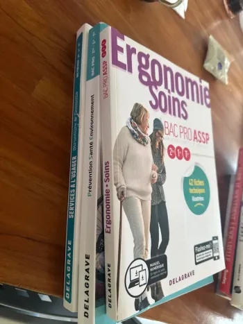 Lot de livres bac pro ASSP