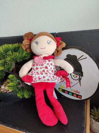 Doudou Et Compagnie Poupée Fraisine peluche dc2943 demoiselle brin de folie fraise rouge