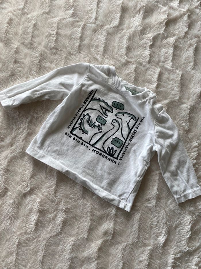 T-shirt dinosaures kiabi