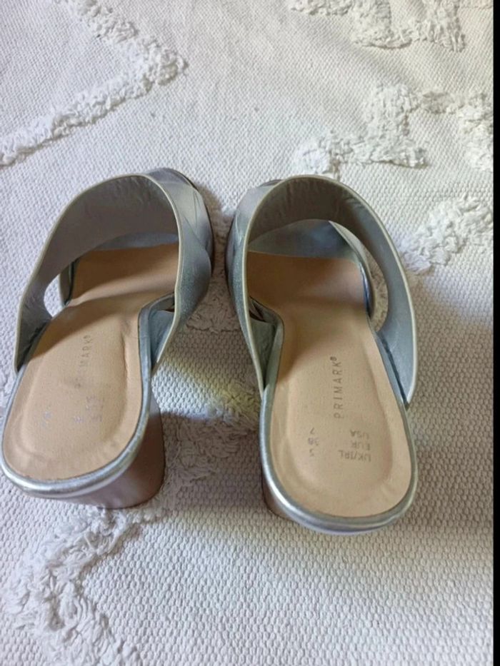 Mules sandales à talons argentées - photo numéro 4