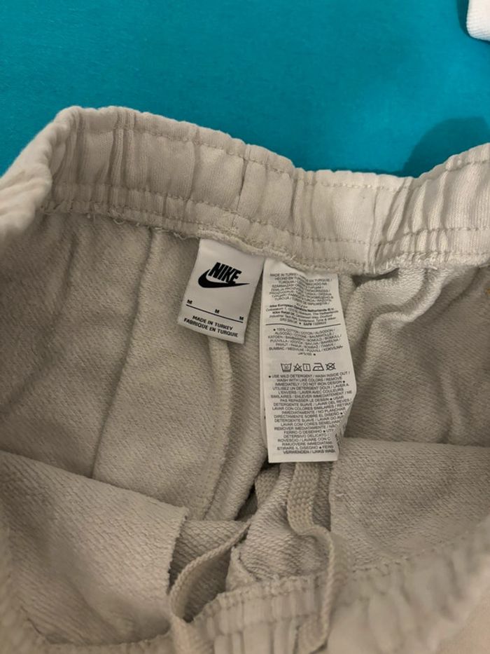 Jogging Nike rétro blanc - photo numéro 2