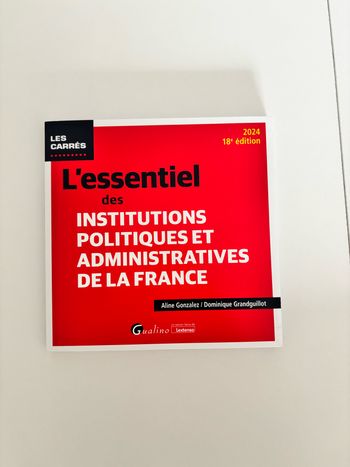 Livre pour L1 droit