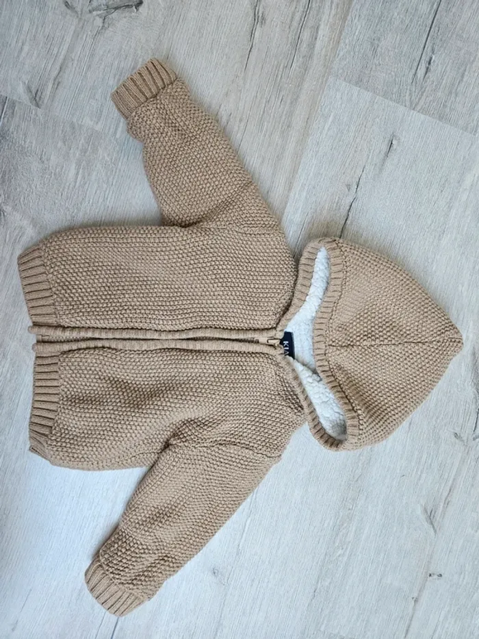 Gilet kiabi 12 mois