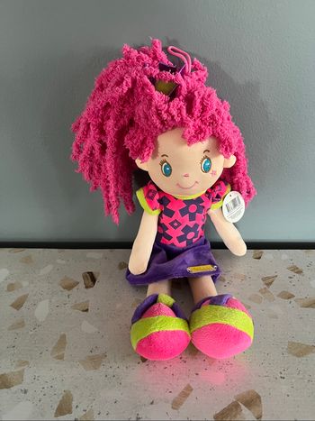 Poupée peluche neuve