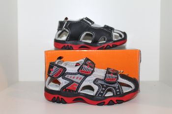 belle sandales nus pieds rouge et noire 26