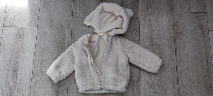 Veste mi saison imitation fourrure 12 mois - photo numéro 3