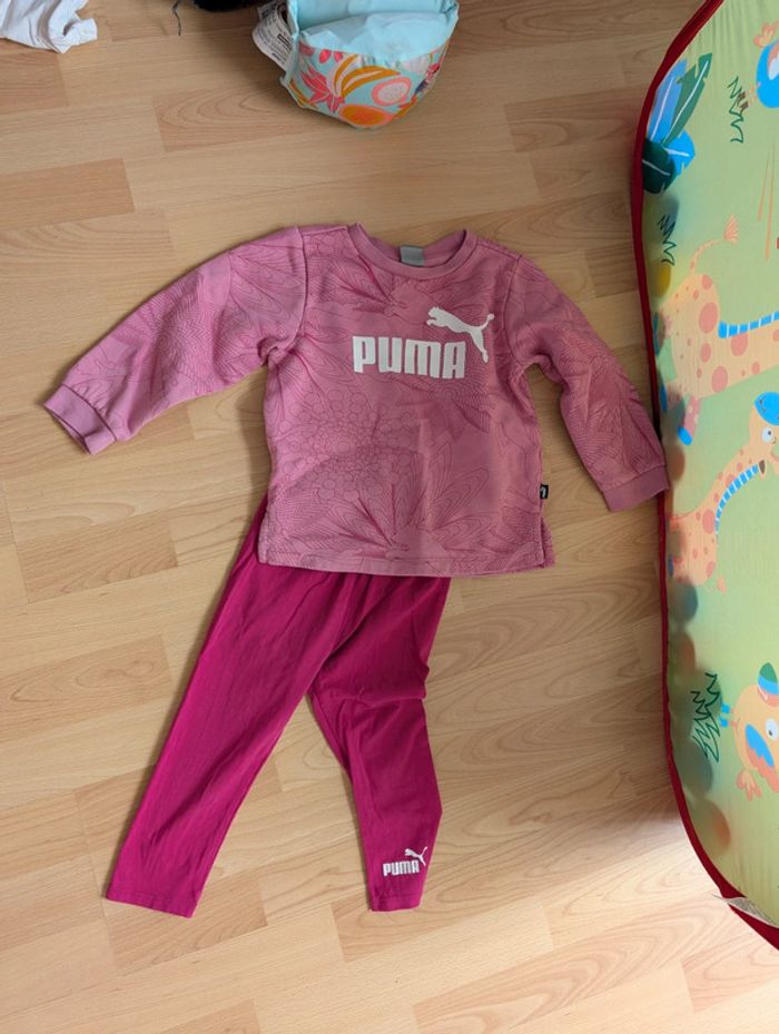 Ensemble deux pièces PUMA Sweat + legging taille 2 / 3 ans