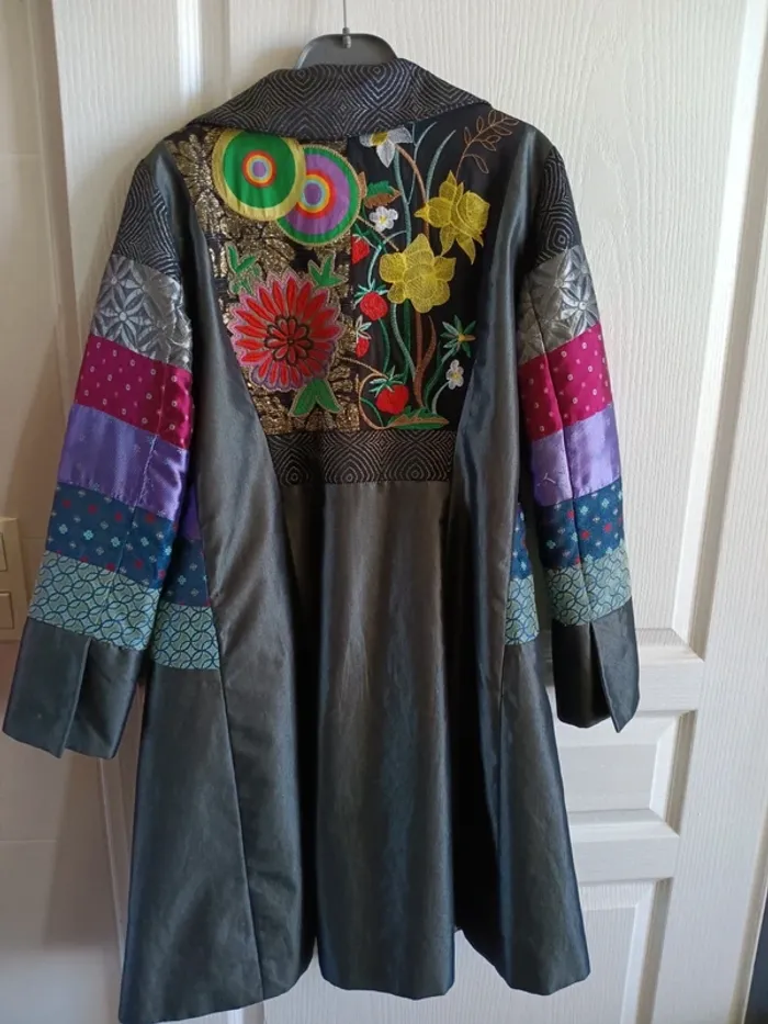 Manteau demi saison desigual taille 38 - photo numéro 3