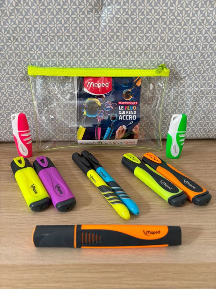 Trousse de 9 Surligneurs "Fluo Pep's"