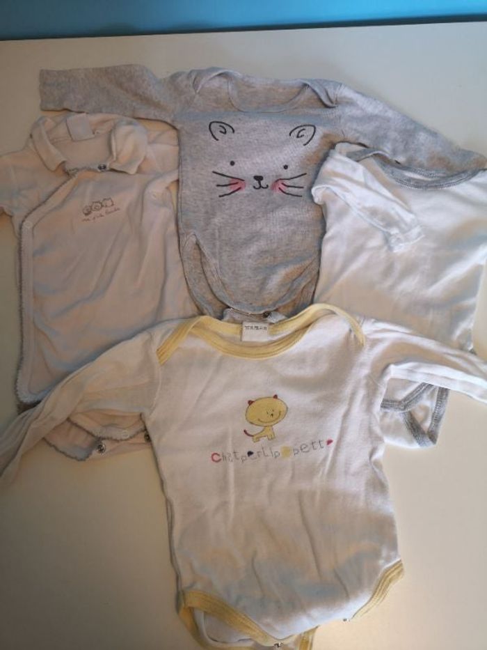 Lot de body's bébé mixte