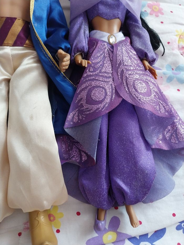 Poupées Aladdin et Jasmine Singing Duet Rares Disney Store - photo numéro 4