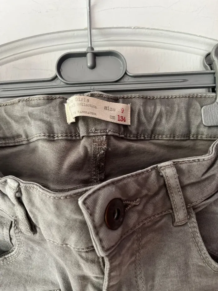 Jean fille 9 ans – Zara – Gris avec détails genoux - photo numéro 4