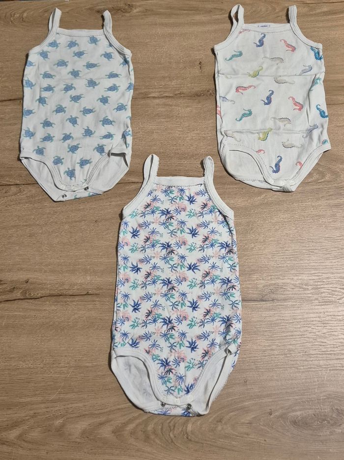 Lot bodies bretelles Petit Bateau 24 mois