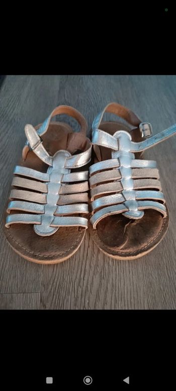 Sandales 31 cuir