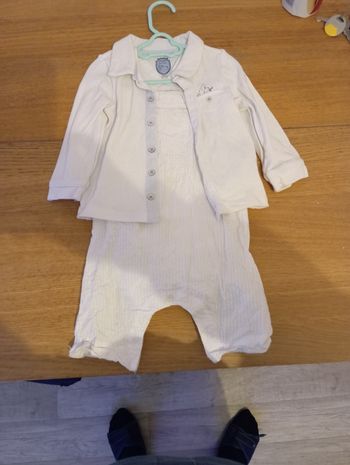 Vend jolie ensemble de cérémonie