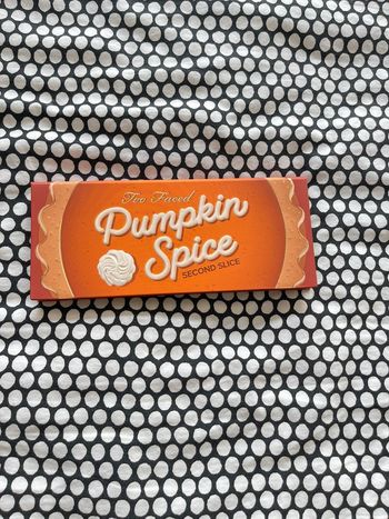 Palette pumpkin Spice too face.d