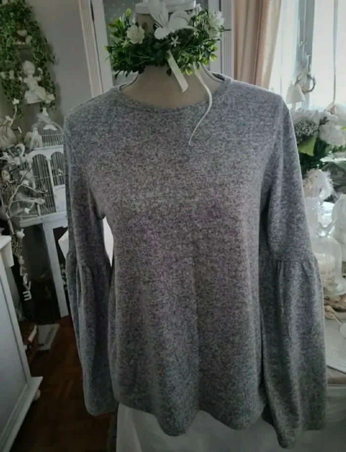 Pull gris tout doux Zara Taille M Neuf