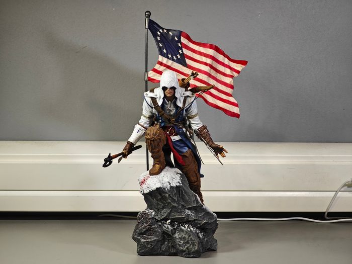 Figurine Connor Assassin's Creed 3 édition Freedom 32cm