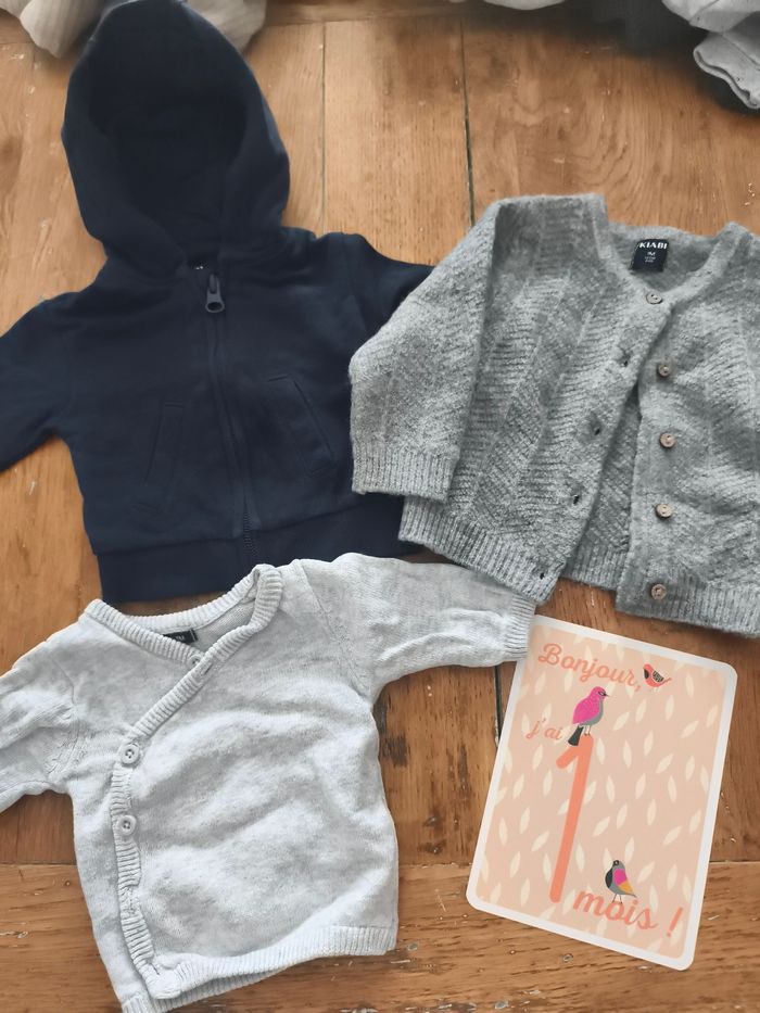 3 veste Kiabi 1 mois
