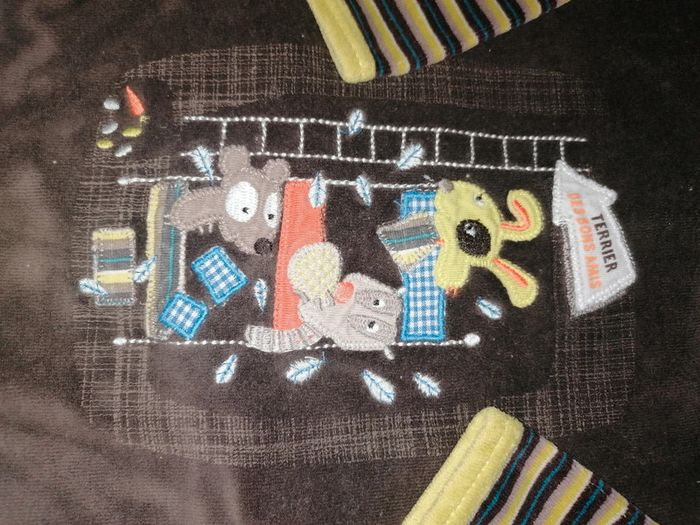 Lot de 3 pyjamas multimarques 6 mois - photo numéro 4