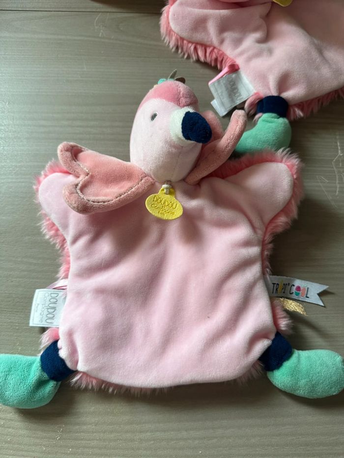 Doudou plat flamant rose Doudou et Compagnie Tropi'cool - photo numéro 3
