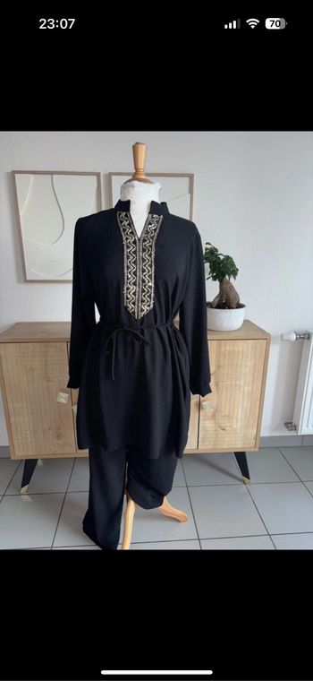 Ensemble noir