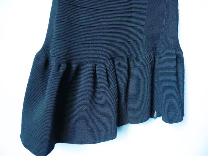 Robe Femme Maje 36 S petite robe noire zippée TBE manches courtes - photo numéro 4
