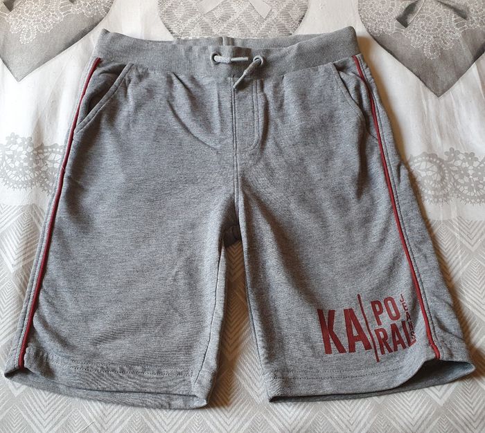 Bermuda kaporal de taille 16ans