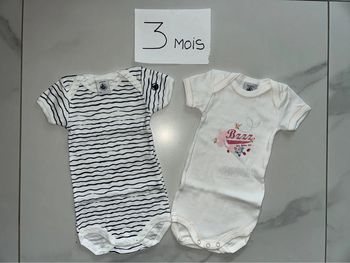 Lot de deux body petit bateau 3 mois