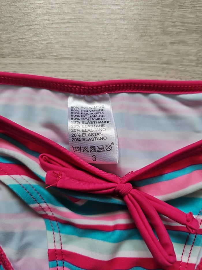 Maillot de bain 2 pieces 3 ans - photo numéro 3