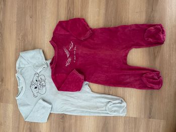 Lot pyjamas 12 mois