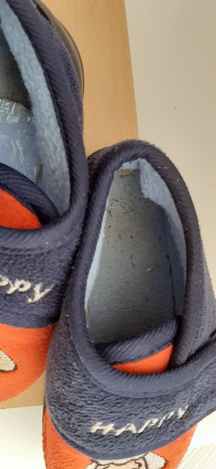 Chaussons garçon pointure 25 - photo numéro 3