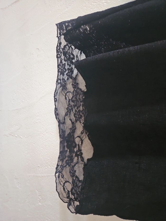 Haut dentelle - photo numéro 4