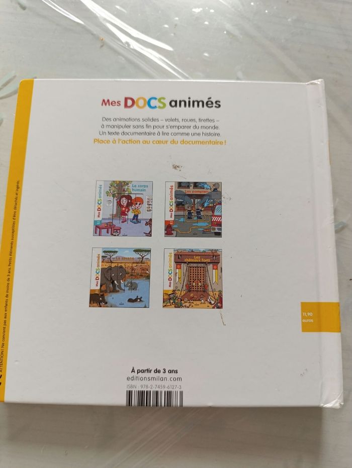 Livre Mes Docs animés les châteaux forts - photo numéro 2