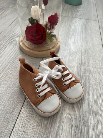 Chaussures 6/9mois