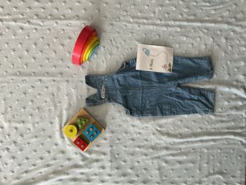 salopette couleur jean léger pressions entre les jambes 6 mois npo