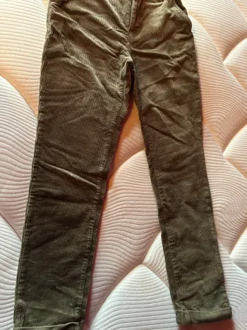 Pantalon droit velours côtelé kaki Kiabi