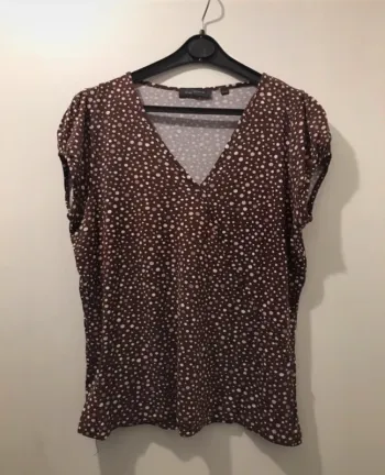 Haut femme été kiabi woman col v  manches courtes marrons multicolore taille 44