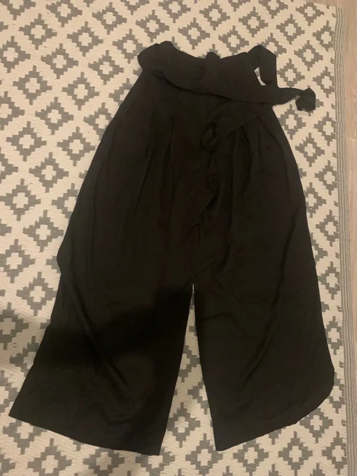 pantalon neuf à jambes larges - photo numéro 7