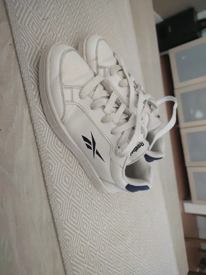 Basket reebok blanche et bleu marine 35 - photo numéro 3