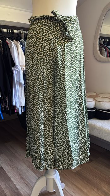 Pantalon fluide fleuries vert New Collection T36
