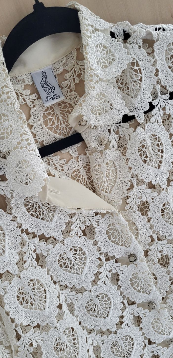 Chemise en dentelle - photo numéro 2