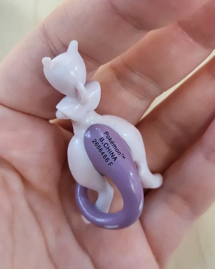 Petite figurine Pokemon Egg : Mew Two - photo numéro 4