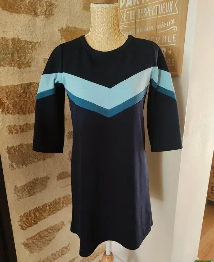 Robe bleu marine 38
