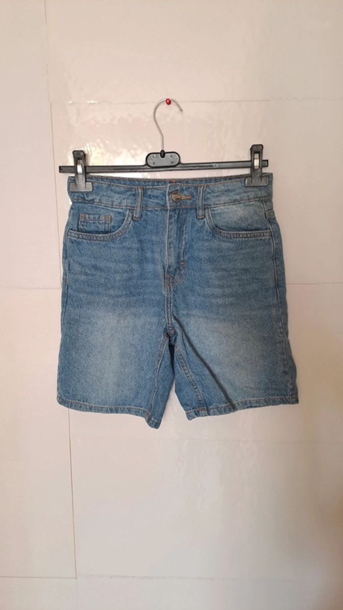💚 Short en jean denim bleu - 9 / 10 ans - photo numéro 2